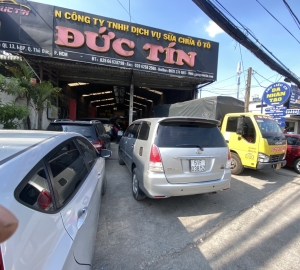 Bảo dưỡng ô tô: Nên vào đại lý chính hãng hay garage ngoài?